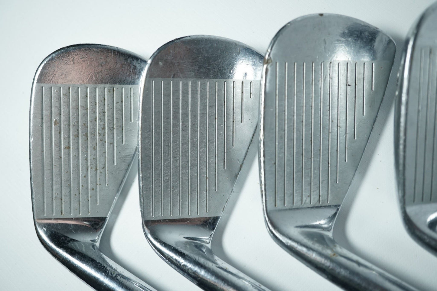 Titleist 690CB 5-PW / Stiff Flex Steel Shafts