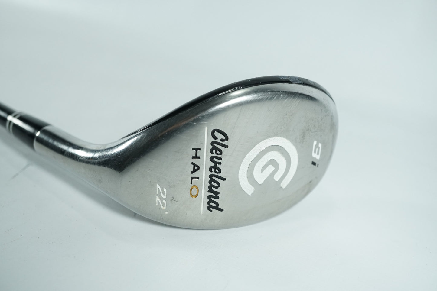 Cleveland Halo 3 Hybrid 22° / Regular Flex Graphite Shaft