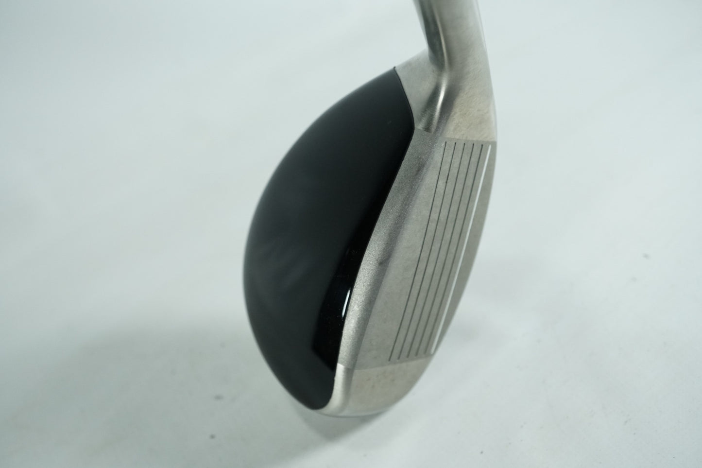 Tour Edge HL4 4 Hybrid 22° / Regular Flex Graphite Shaft