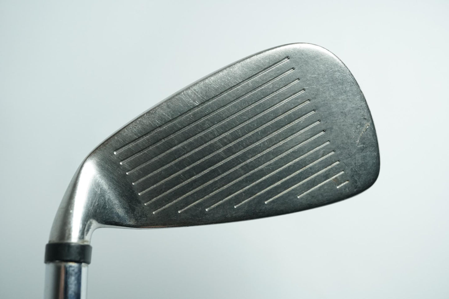 Wilson Deep Red 2 6 Iron / Regular Flex Steel Shaft