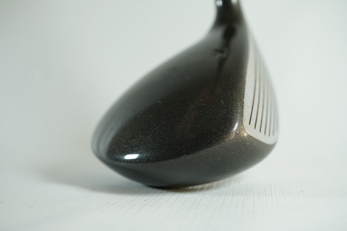 Titleist 975F 3 Wood 13.5° / Stiff Flex Graphite Shaft / New Grip