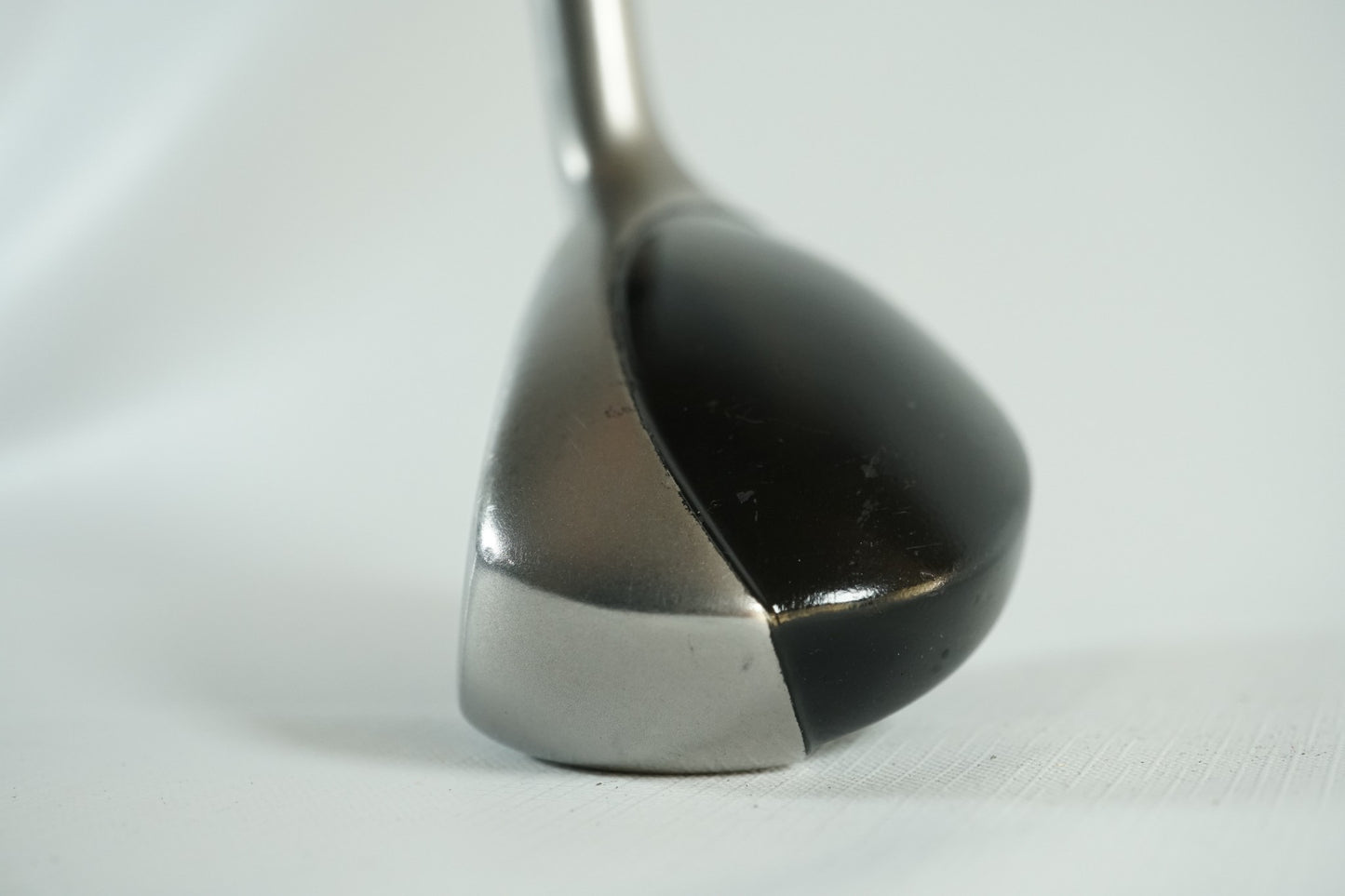 Taylormade Rescue Mid 3 Hybrid 19° / Regular Flex Steel Shaft / Left-Handed / Ne
