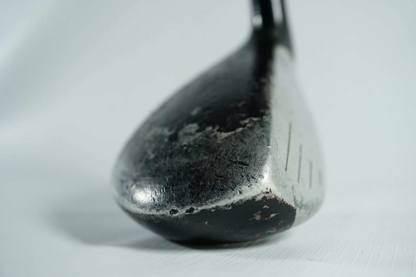 Wilson X31 3 Hybrid / Regular Flex Graphite Shaft / New Grip