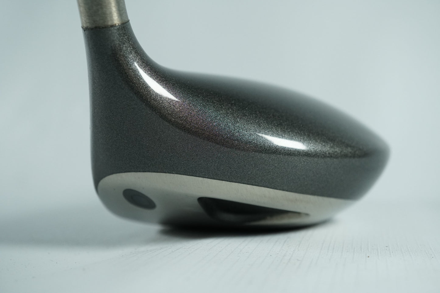 Titleist 975D Driver 9.5° / Regular Flex Graphite Shaft / New Grip