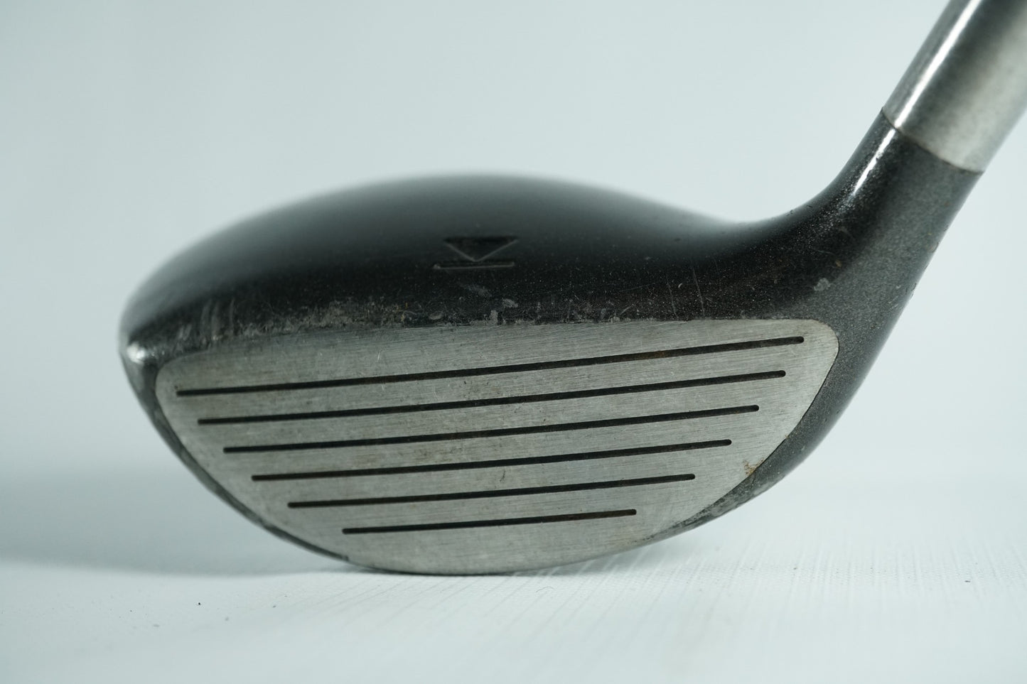 Titleist 975F 5 Wood 18.5° / Regular Flex Steel Shaft / New Grip