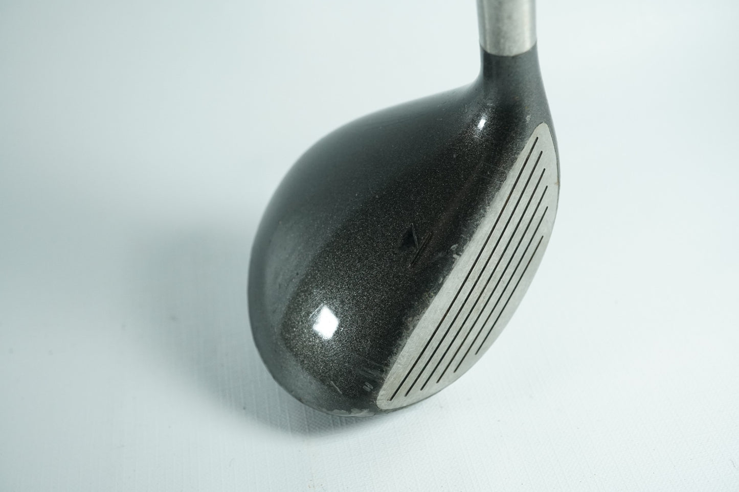 Titleist 975F 5 Wood 18.5° / Regular Flex Steel Shaft / New Grip