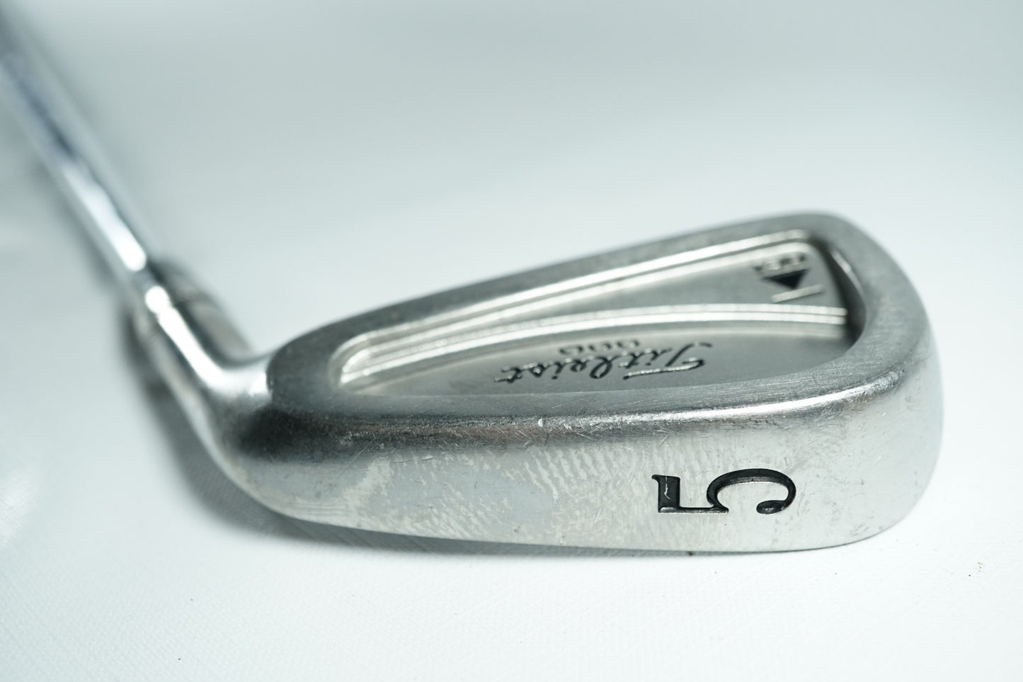 Titleist DCI 990 5 Iron / Regular Flex Steel Shaft / New Grip