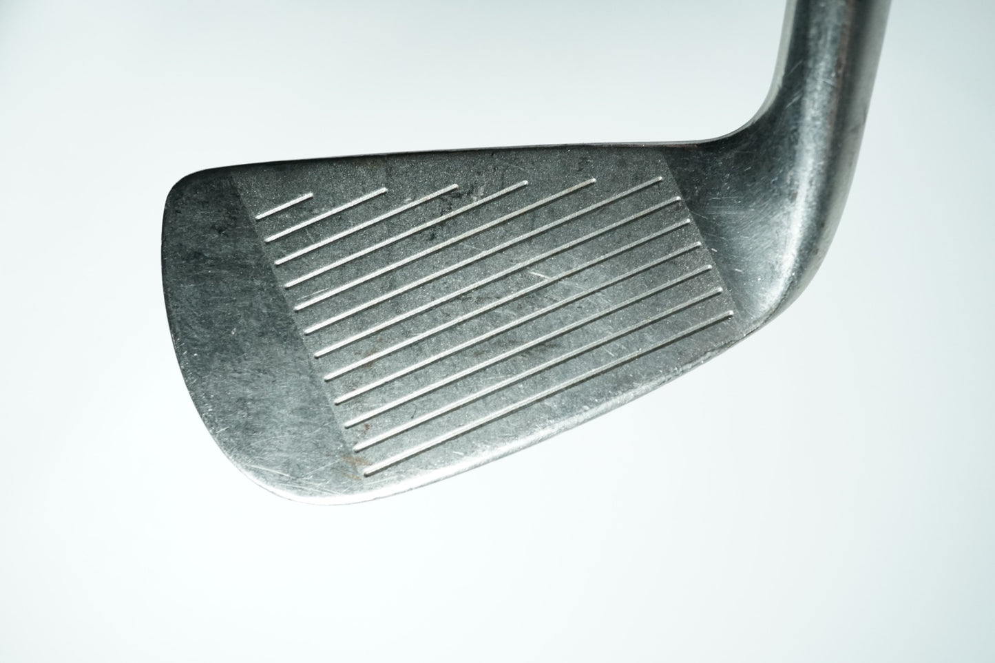 Titleist DCI 990 2 Iron / Stiff Flex Steel Shaft / New Grip