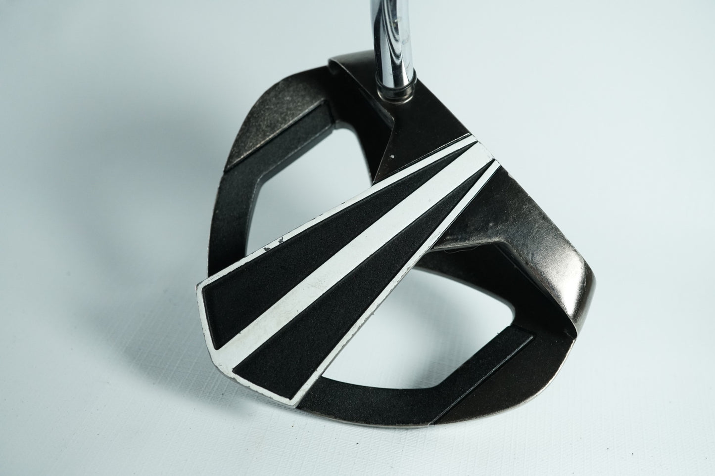 Odyssey White Ice Dart Putter / 33.5" / New Grip