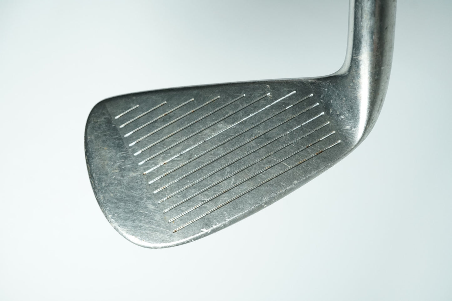 Taylormade 320 4 Iron / Regular Flex Steel Shaft / 10112435