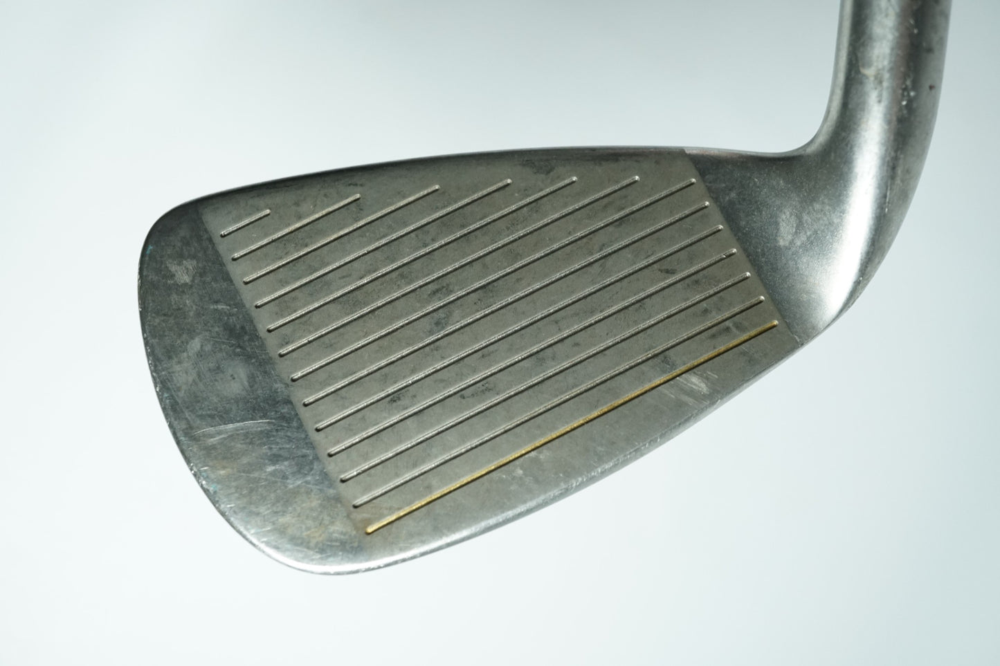 Wilson Di5 6 Iron / Regular Flex Steel Shaft