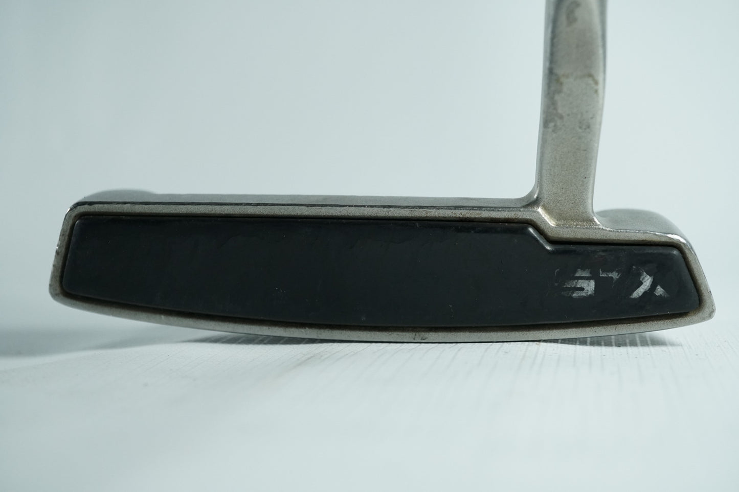 STX Model 9750 Putter / 34" / New Grip