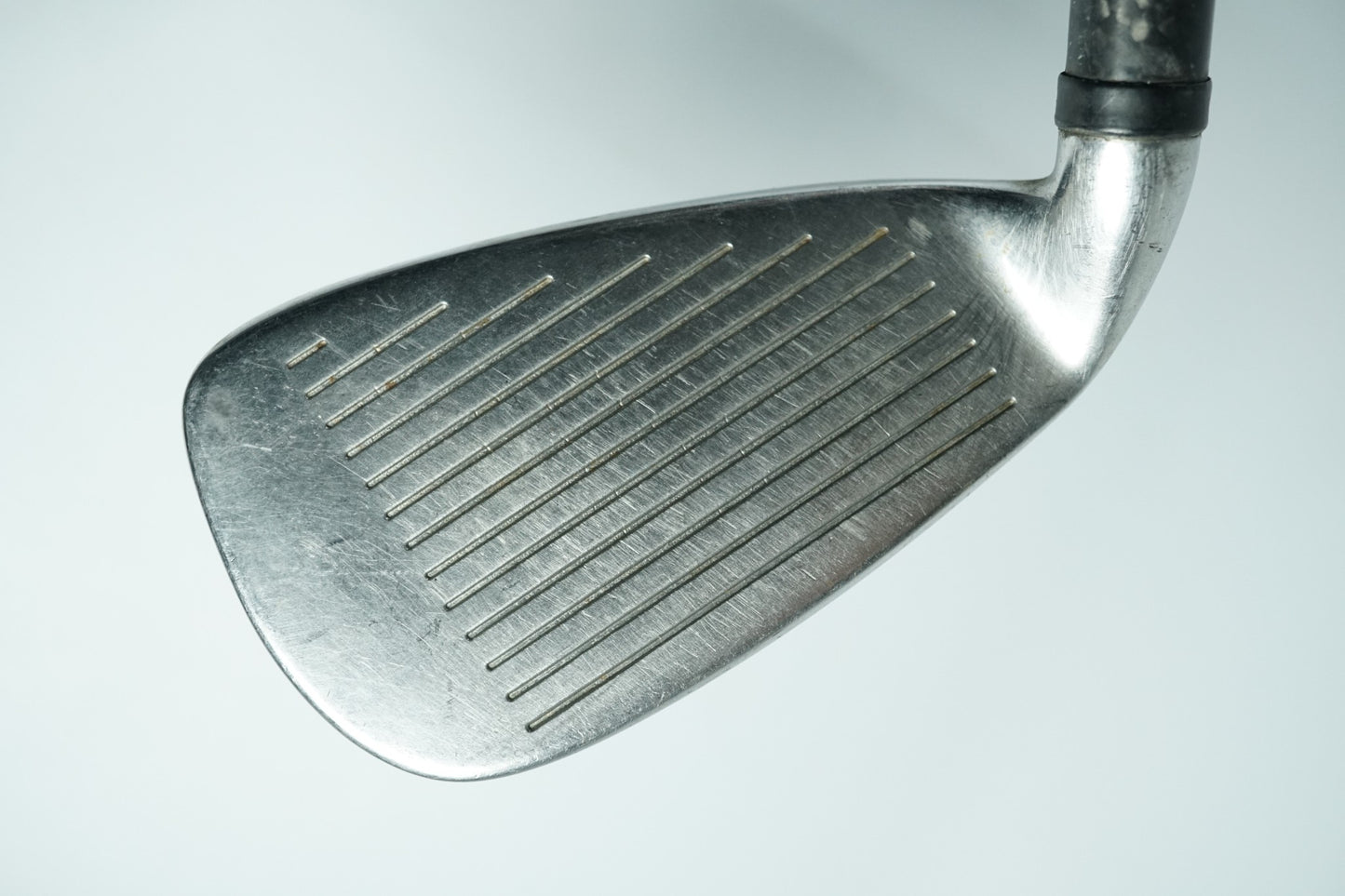 Wilson Deep Red 2 6 Iron / Regular Flex Graphite Shaft / 101124361