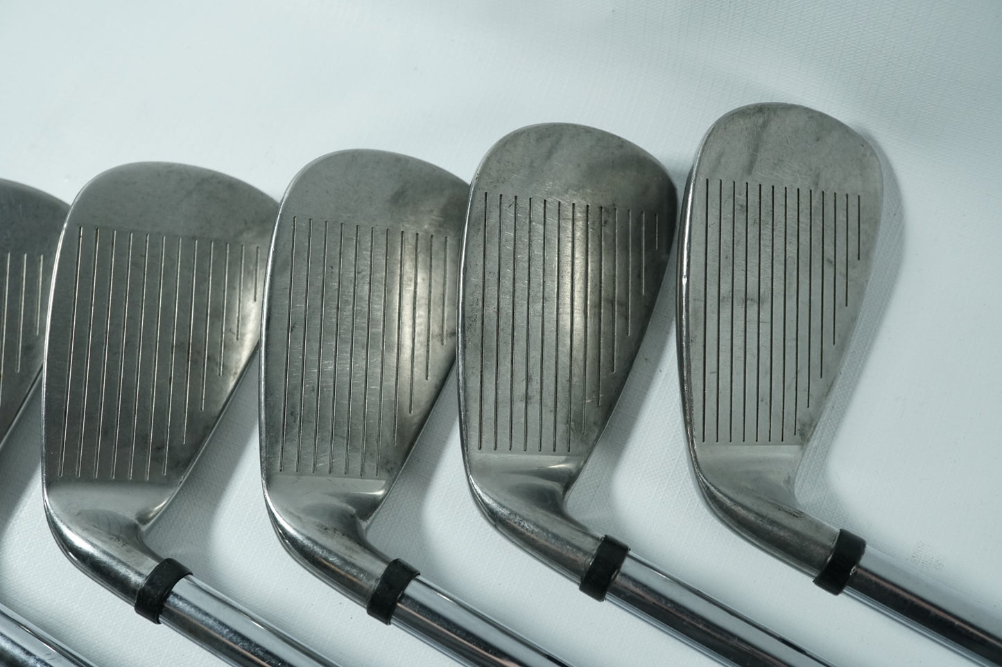 Wilson Di11 Irons / 5-PW / Uniflex Steel Shafts