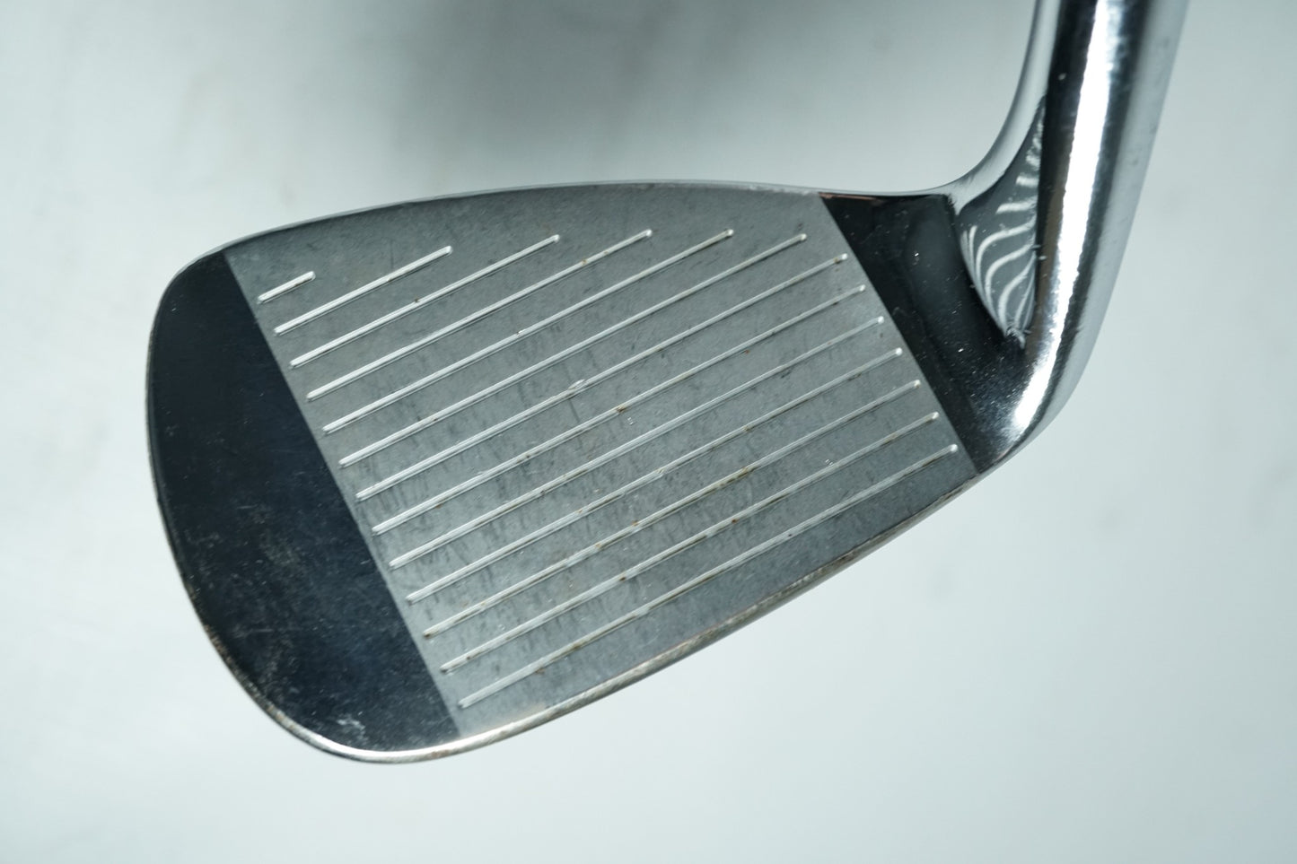 Titleist 695MB 9 Iron / Stiff Flex Steel Shaft