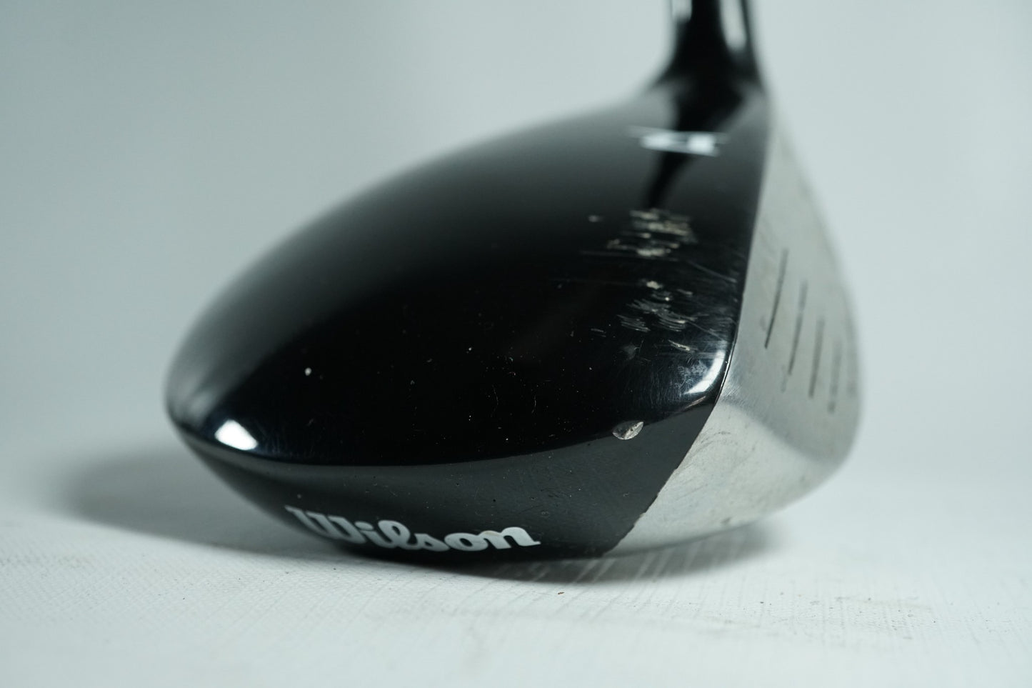 Wilson Deep Red 3 Wood 16° / Regular Flex Graphite Shaft / New Grip