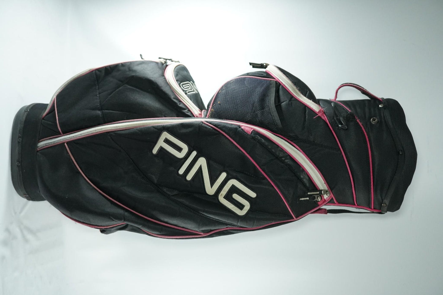Ping Cart Bag / Black and Pink / With Rainhood