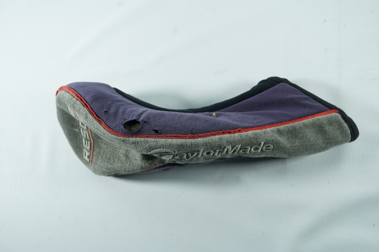 Taylormade Rescue Mid Headcover / Hybrid