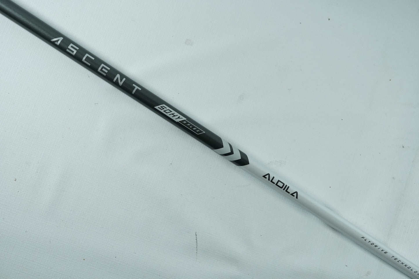 Aldila Ascent Hybrid Shaft / Regular / Titleist Adapter / 39.5"