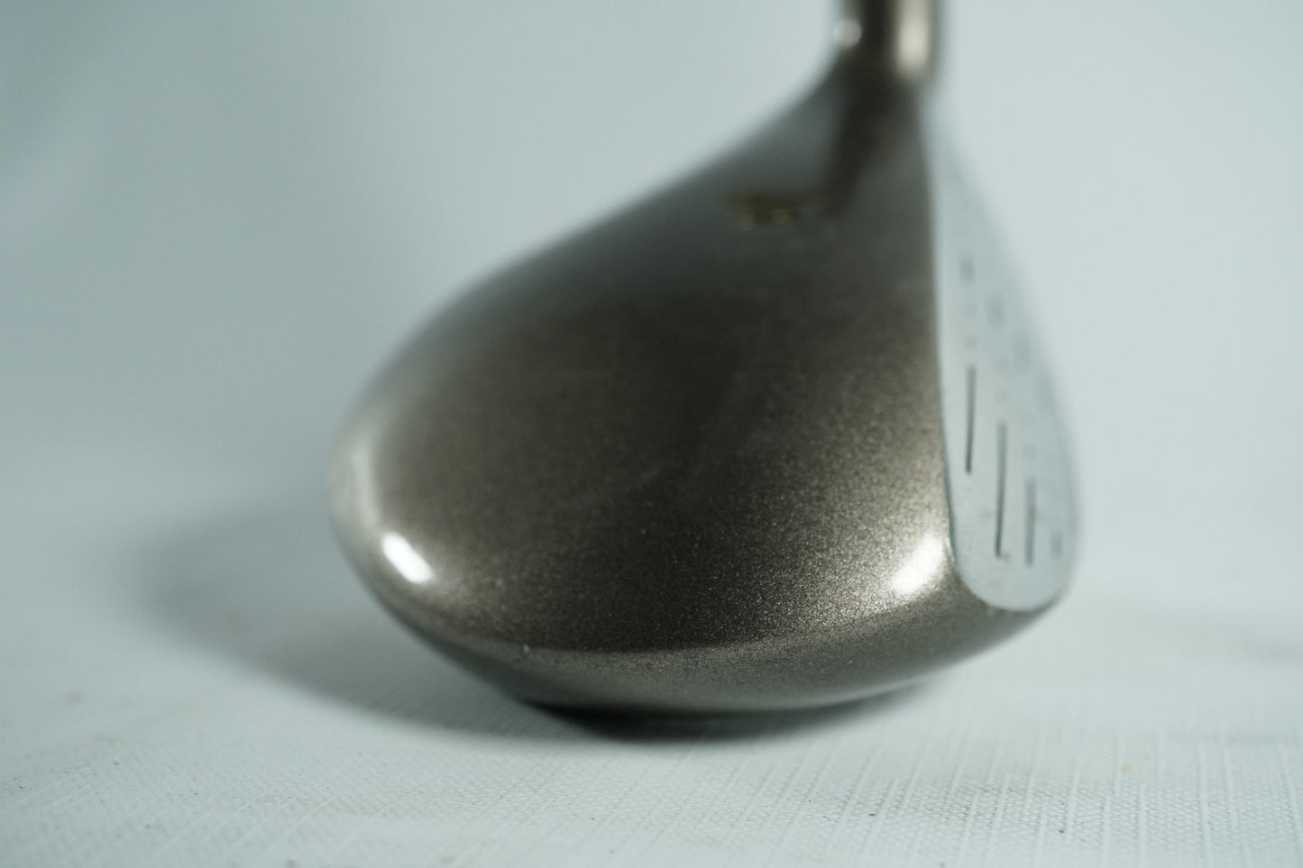 Cobra Gravity Back 5 Wood 22° / Ladies Flex Graphite Shaft / New Grip / 10012573