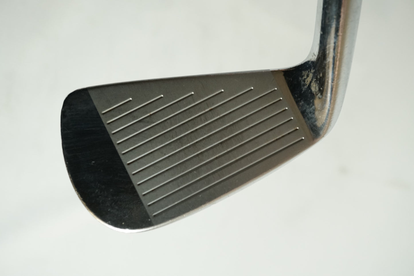 Titleist 695MB 4 Iron / Stiff Flex Steel Shaft