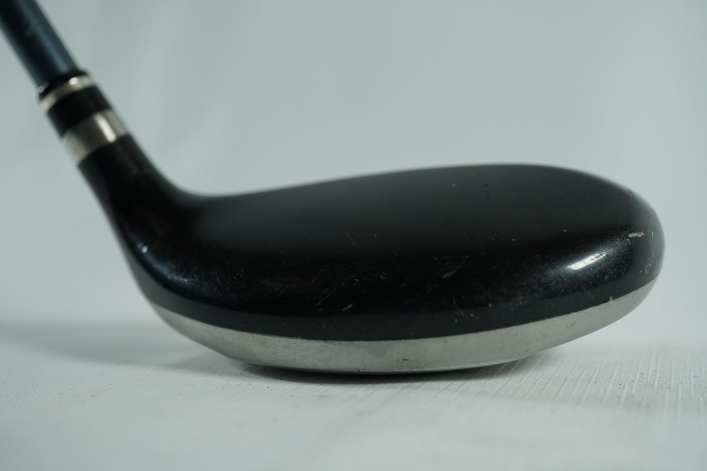 Wilson Hb5 3 Hybrid 17° / Regular Flex Graphite Shaft / New Grip