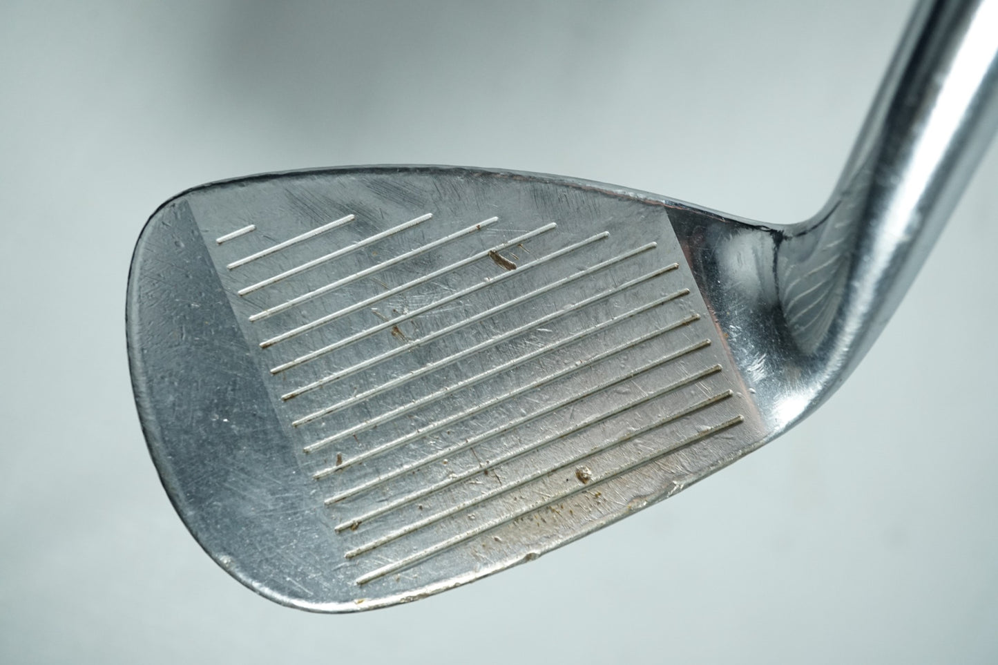 Titleist 690CB Pitching Wedge / Steel Shaft