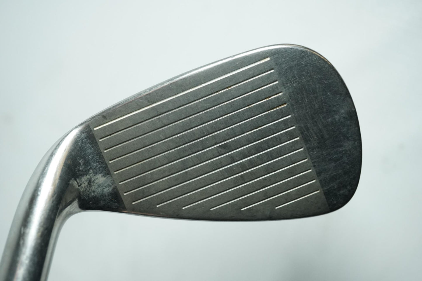 Wilson D100 9 Iron / Uniflex Steel Shaft