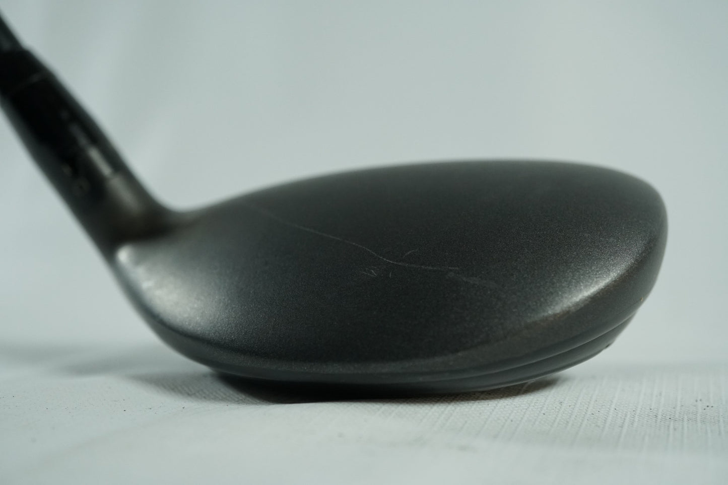 Titleist 915H 2 Hybrid / Regular Flex Graphite Shaft