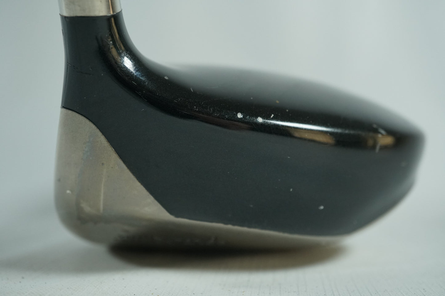 Wishon 915 CFE Driver / Regular Flex Graphite Shaft