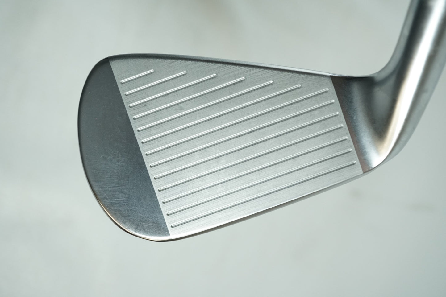 Srixon ZX5 7 Iron / Regular Flex Steel Shaft