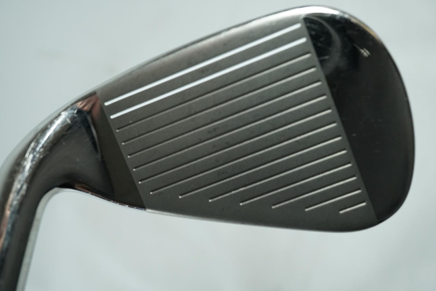 Callaway Mavrik 7 Iron / Stiff Flex Graphite Shaft