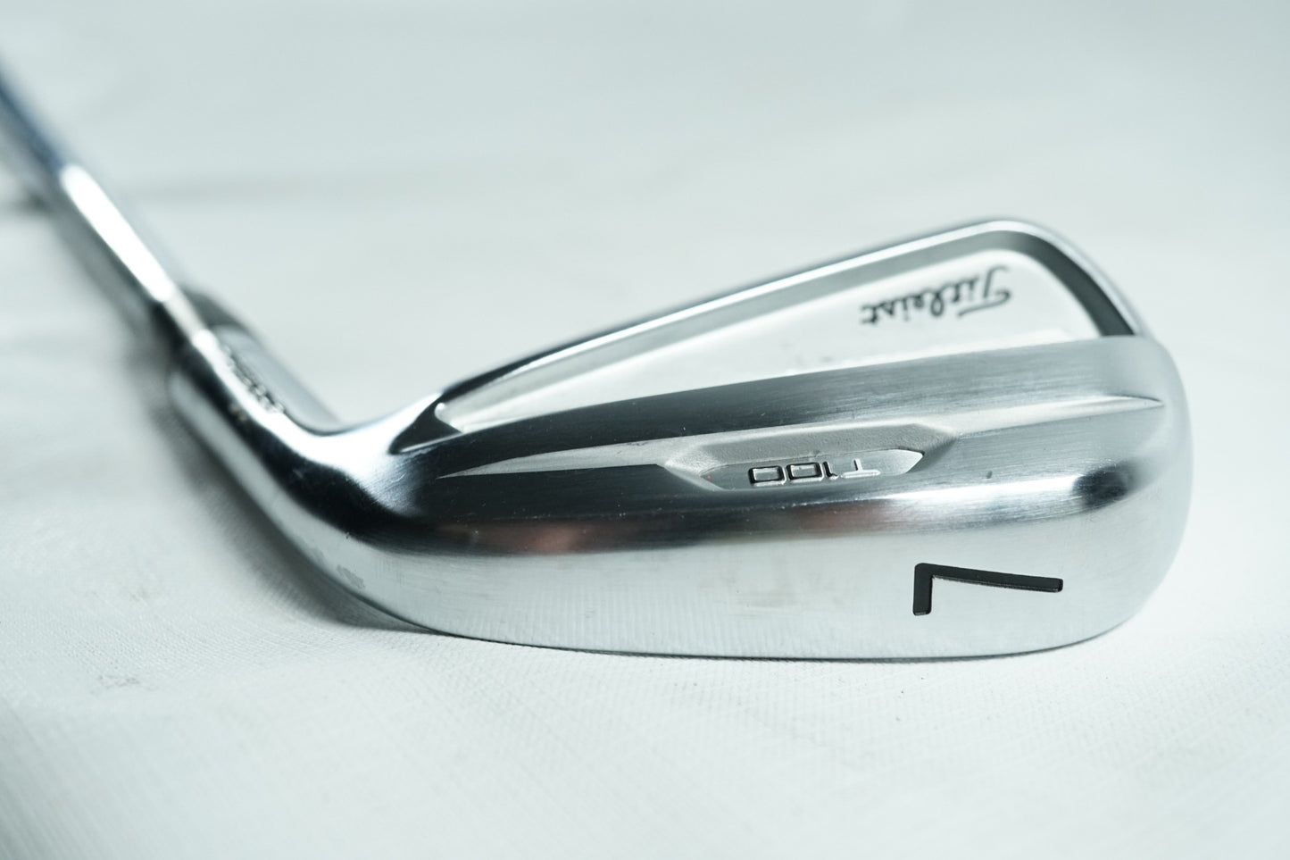 Titleist T100 7 Iron / Stiff Flex Steel Shaft