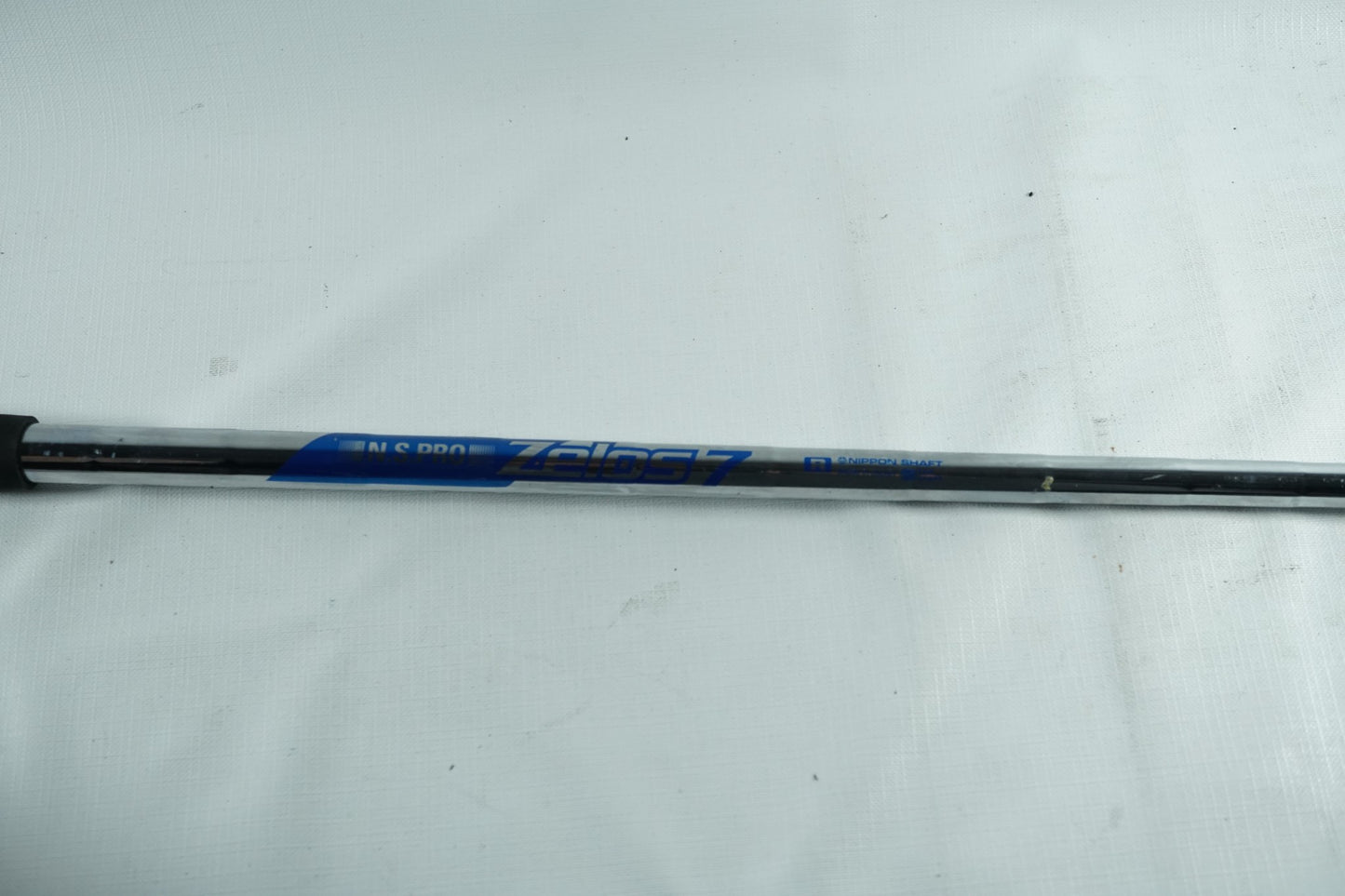 Titleist T300 7 Iron / Regular Flex Steel Shaft / 04042581