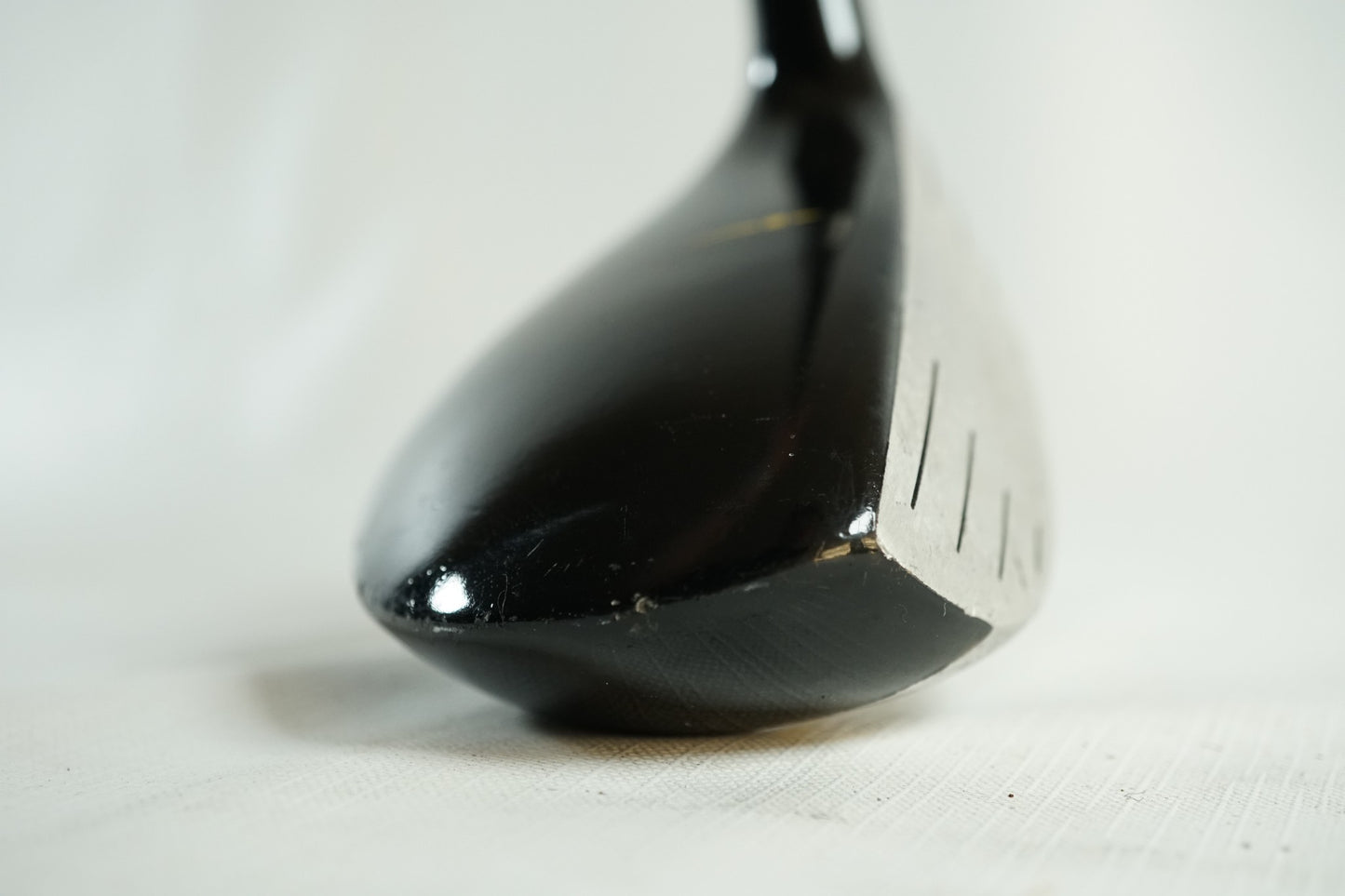Wilson Ultra BLK 4 Hybrid / Regular Flex Graphite Shaft