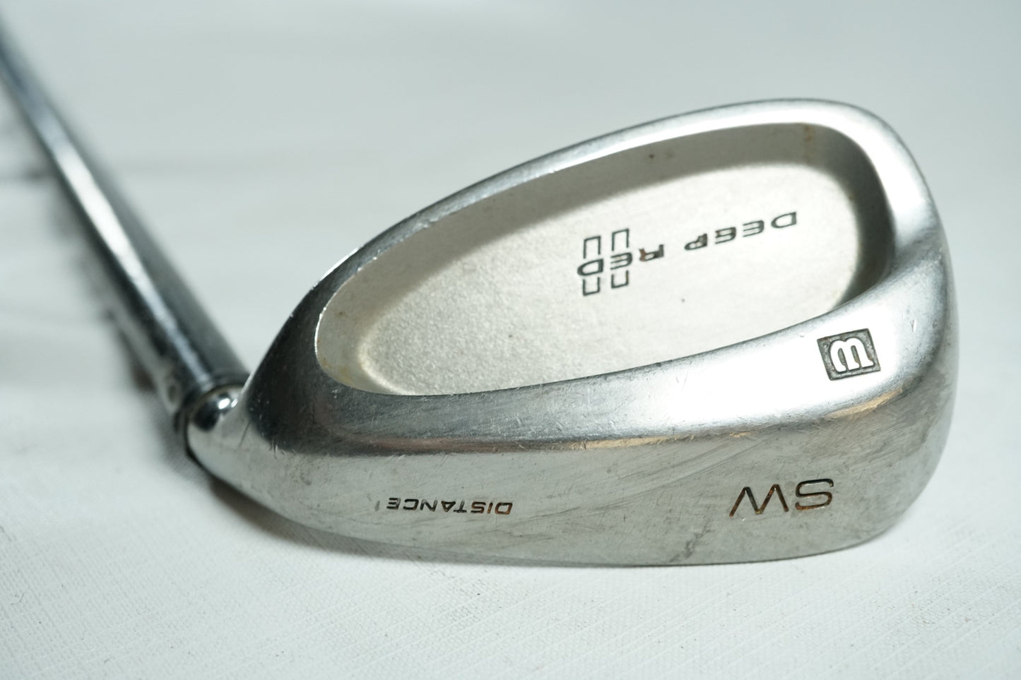Wilson Deep Red 2 Sand Wedge / Regular Flex Graphite Shaft