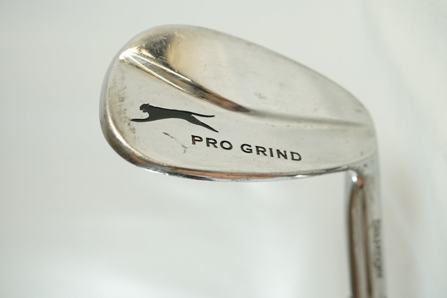 Slazenger Pro Grind Pitching Wedge / Regular Flex Steel Shaft
