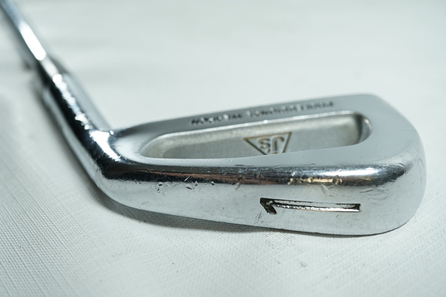 Bridgestone J's Professional Weapon 1 Iron / Regular Flex Steel Shaft / New Grip