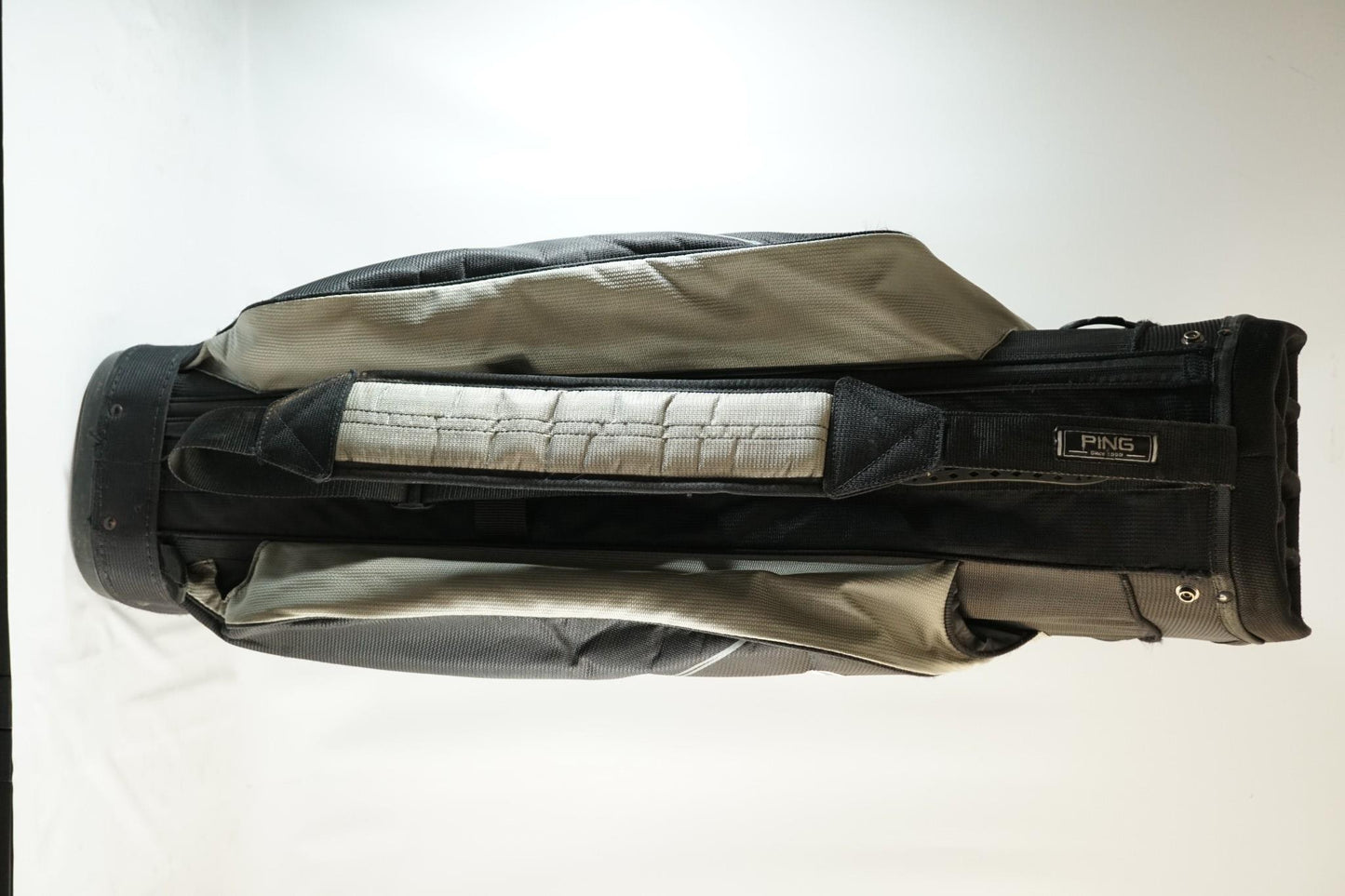 Ping Traverse Cart Bag / Black and Grey
