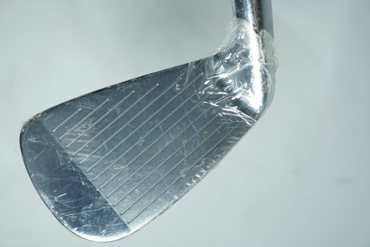 Wilson FG Tour 6 Iron / Stiff Flex Steel Shaft