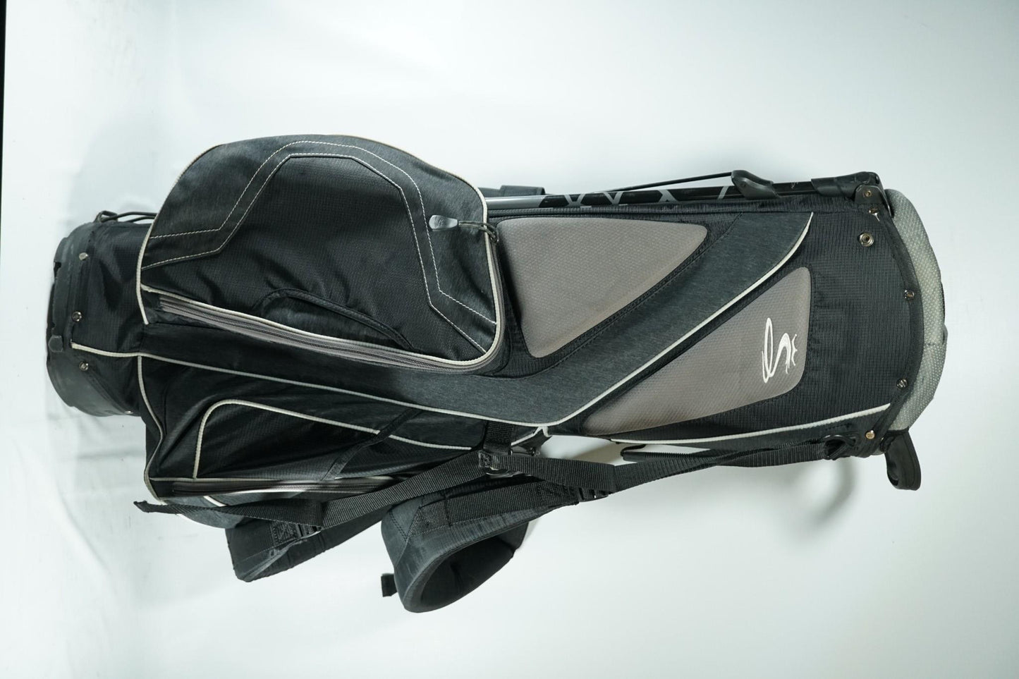 Cobra Stand Bag / Black and White / With Rainhood