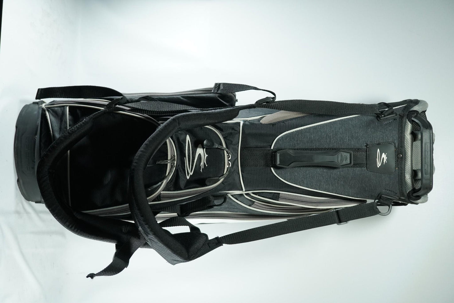 Cobra Stand Bag / Black and White / With Rainhood