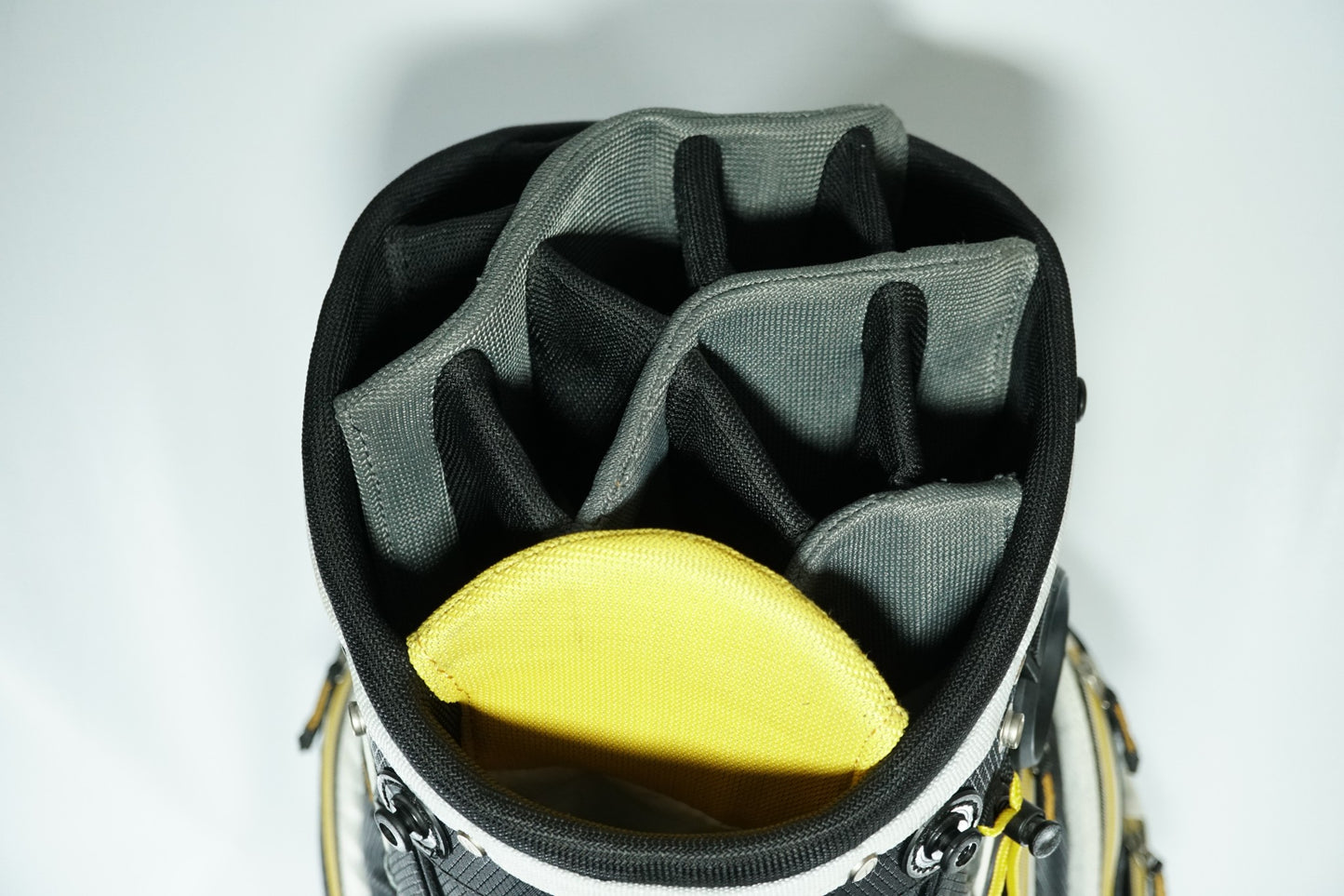 Taylormade Cart Bag / Black and Grey / With Rainhood