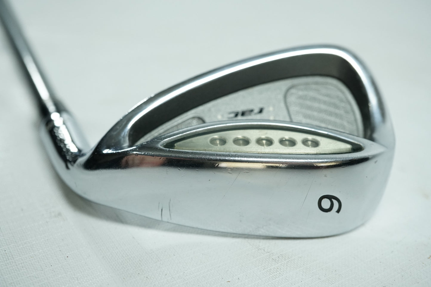 Taylormade RAC CGB 9 Iron / Stiff Flex Graphite Shaft
