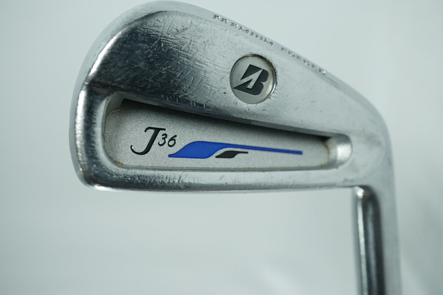 Bridgestone J36 4 Iron / Regular Flex Steel Shaft / New Grip