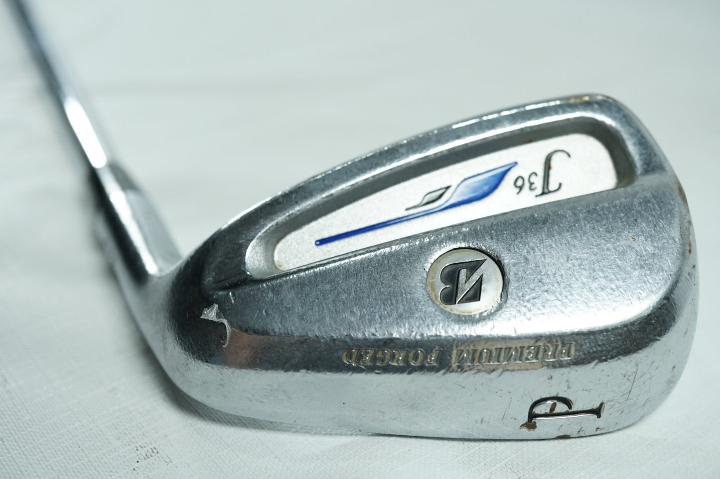 Bridgestone J36 Pitching Wedge / Regular Flex Steel Shaft / New Grip