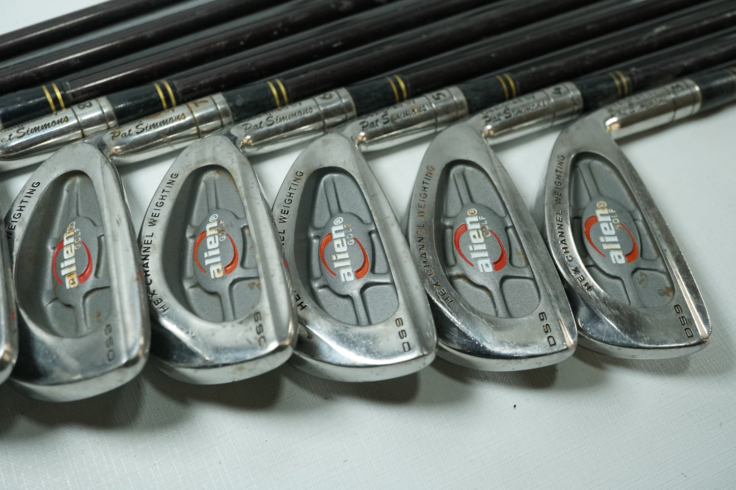 Alien DS9 Irons / 2-SW / Graphite Shafts