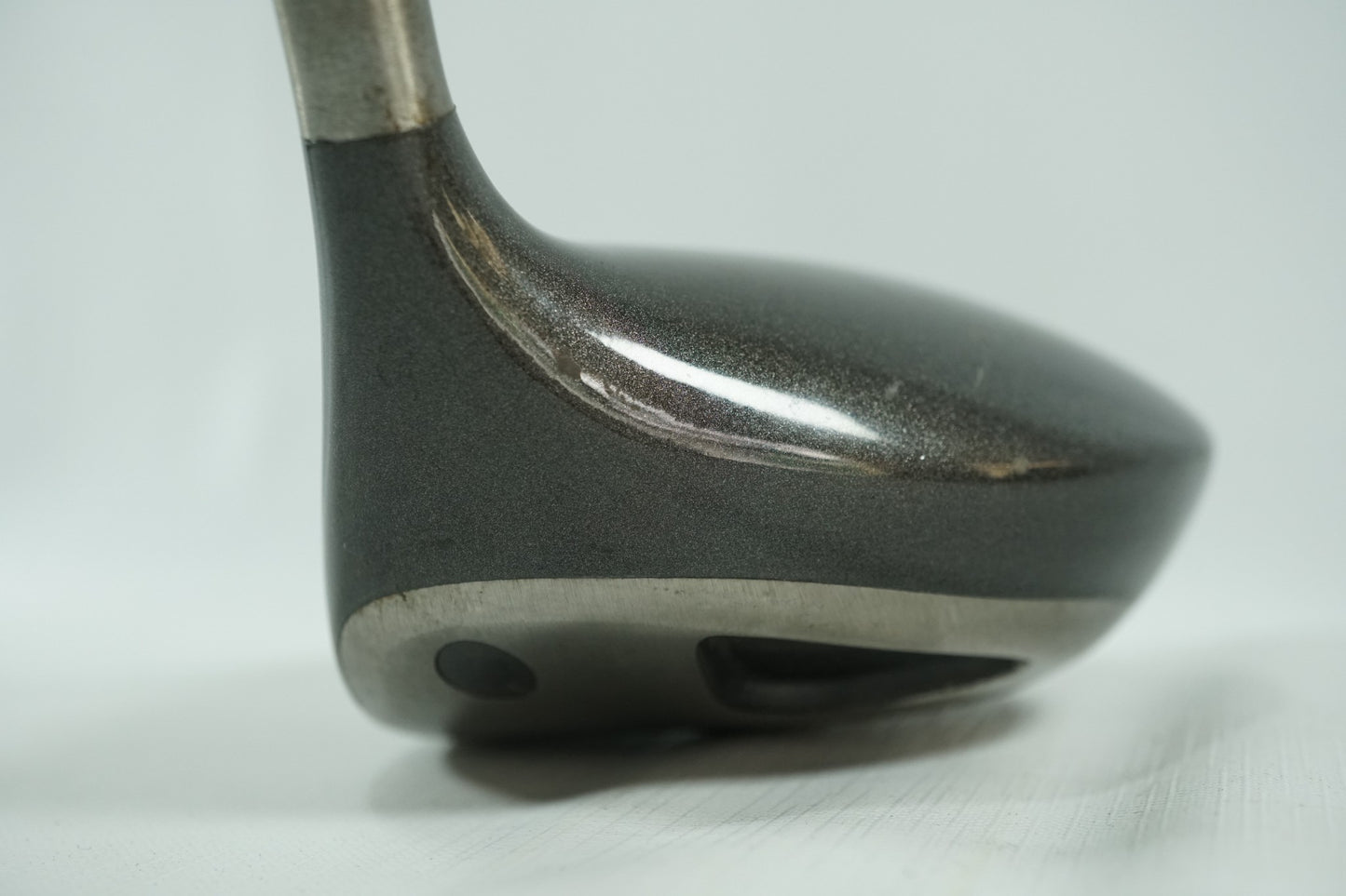 Titleist 975D Driver 10.5° / Regular Flex Graphite Shaft / New Grip