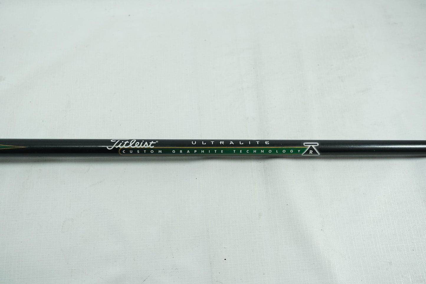 Titleist 975D Driver 10.5° / Regular Flex Graphite Shaft / New Grip