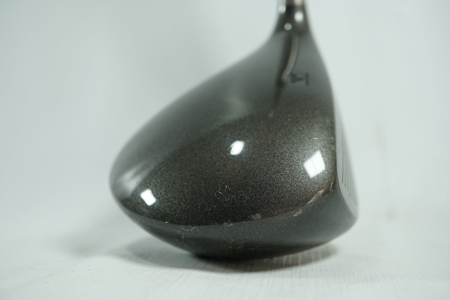 Titleist 975D Driver 9.5° / Stiff Flex Graphite Shaft / New Grip / 090625417